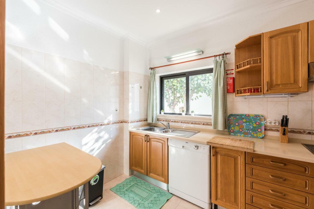 Apartamento Laurent - Beachfront And City Center Albufeira Exterior photo